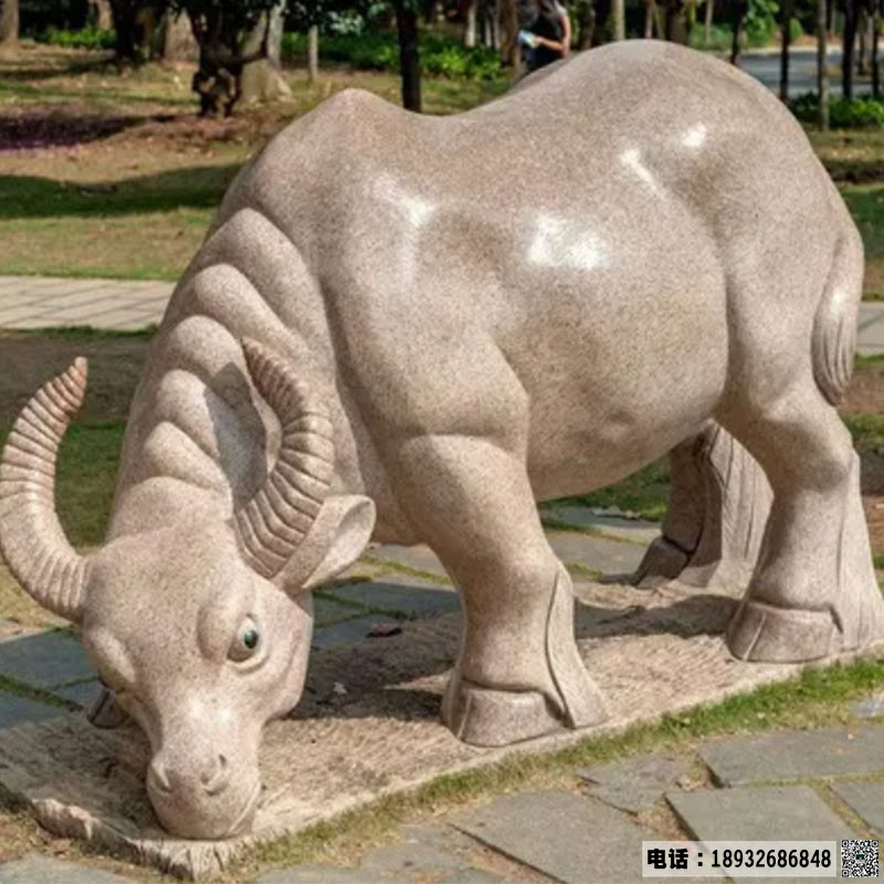 石雕牛雕塑厂家加工直销价格  公园广场动物景观摆件